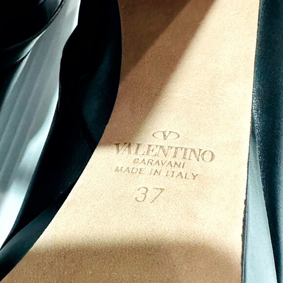 Valentino Garavani Tan-Go 37/ US 7 Platform Bootie Black Leather NIB $1,870 - Picture 14 of 16